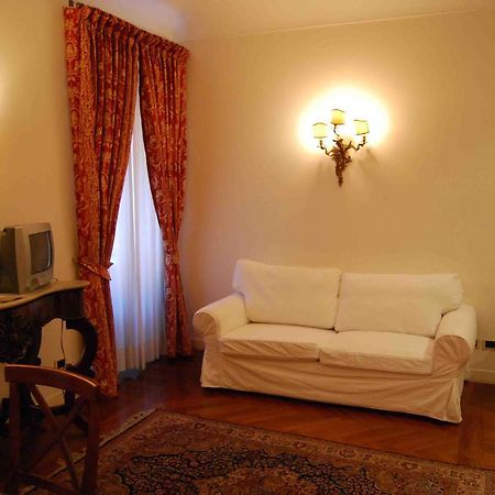 Villa Giulio Caesar à Rome Extérieur photo